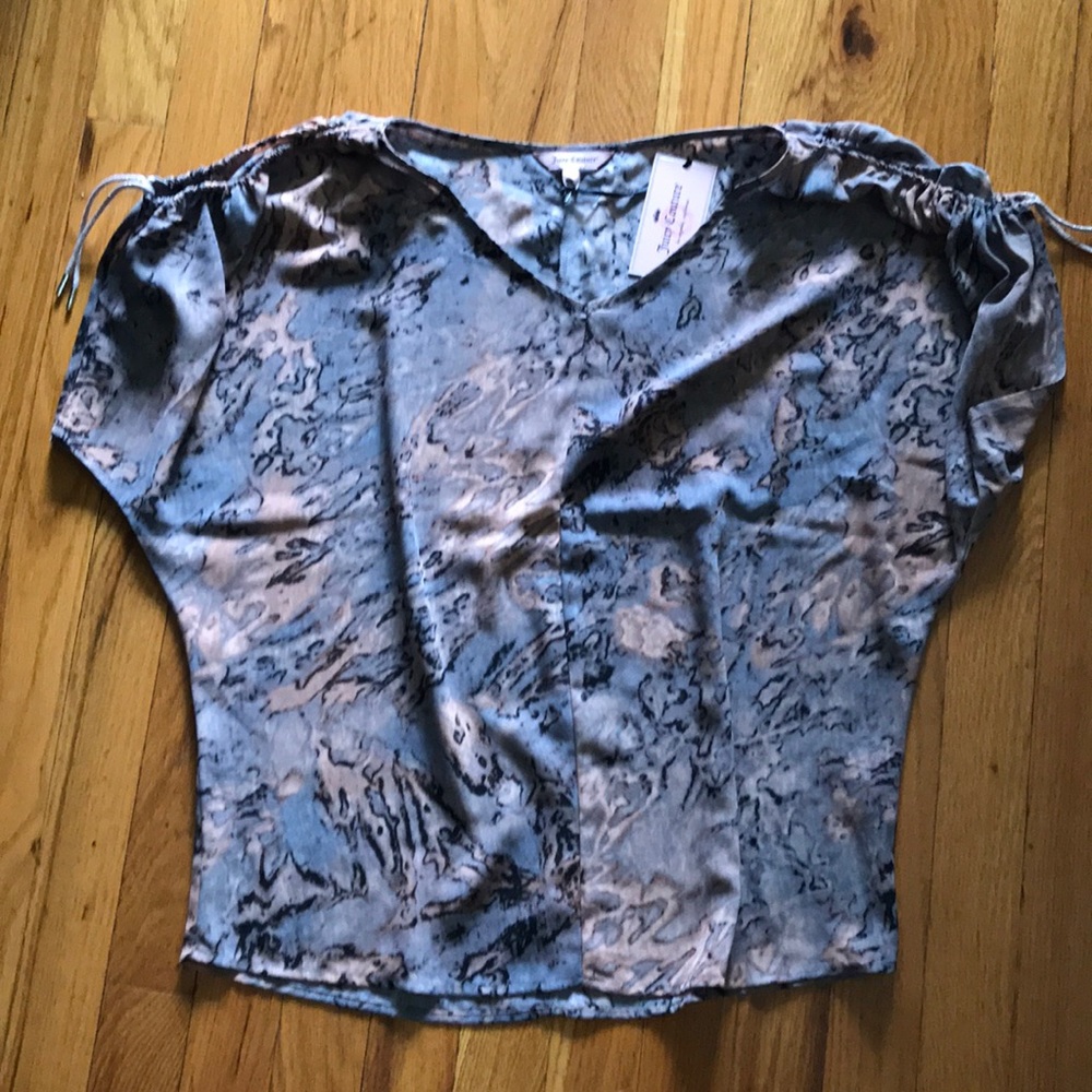 Juicy Couture Cold Shoulder Top, NWT, Pretty!